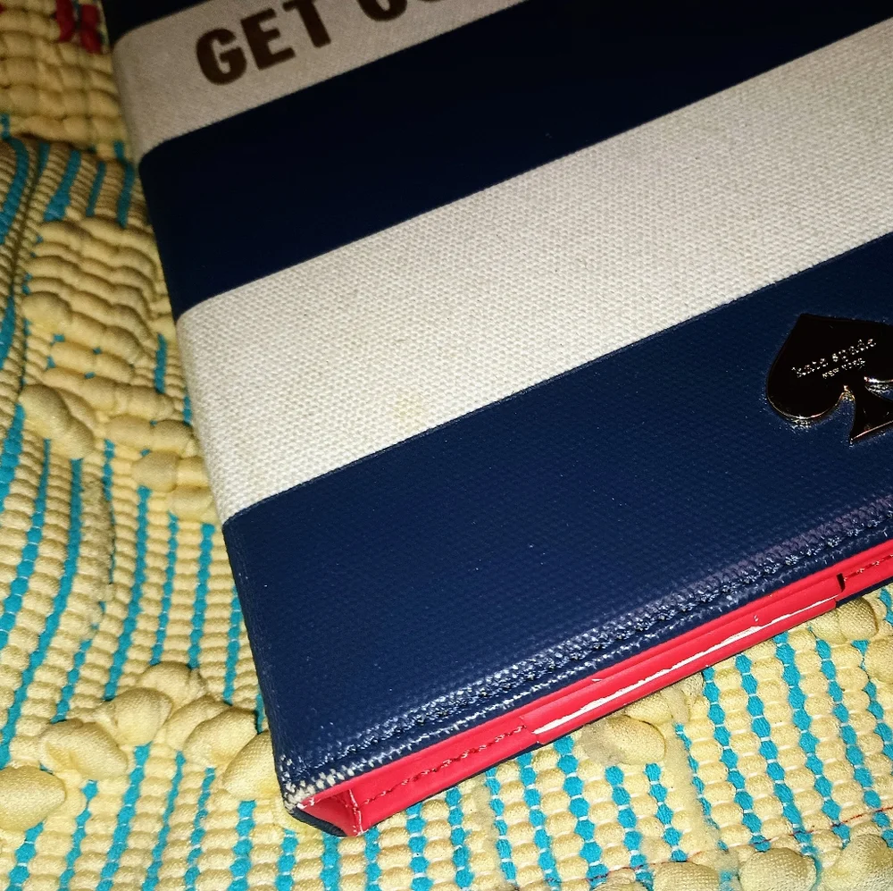 Kate Spade - Get Out of Town Protective Folio